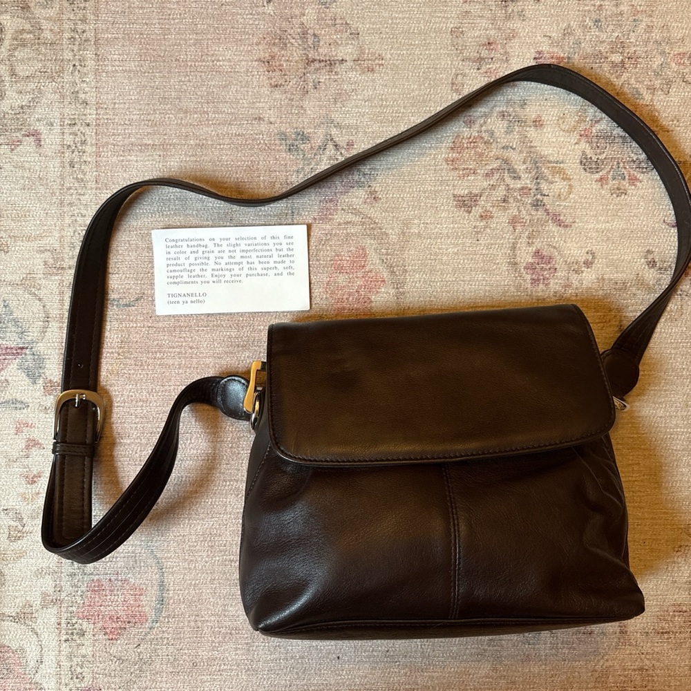 Tignanello Elegant Leather Handbag
